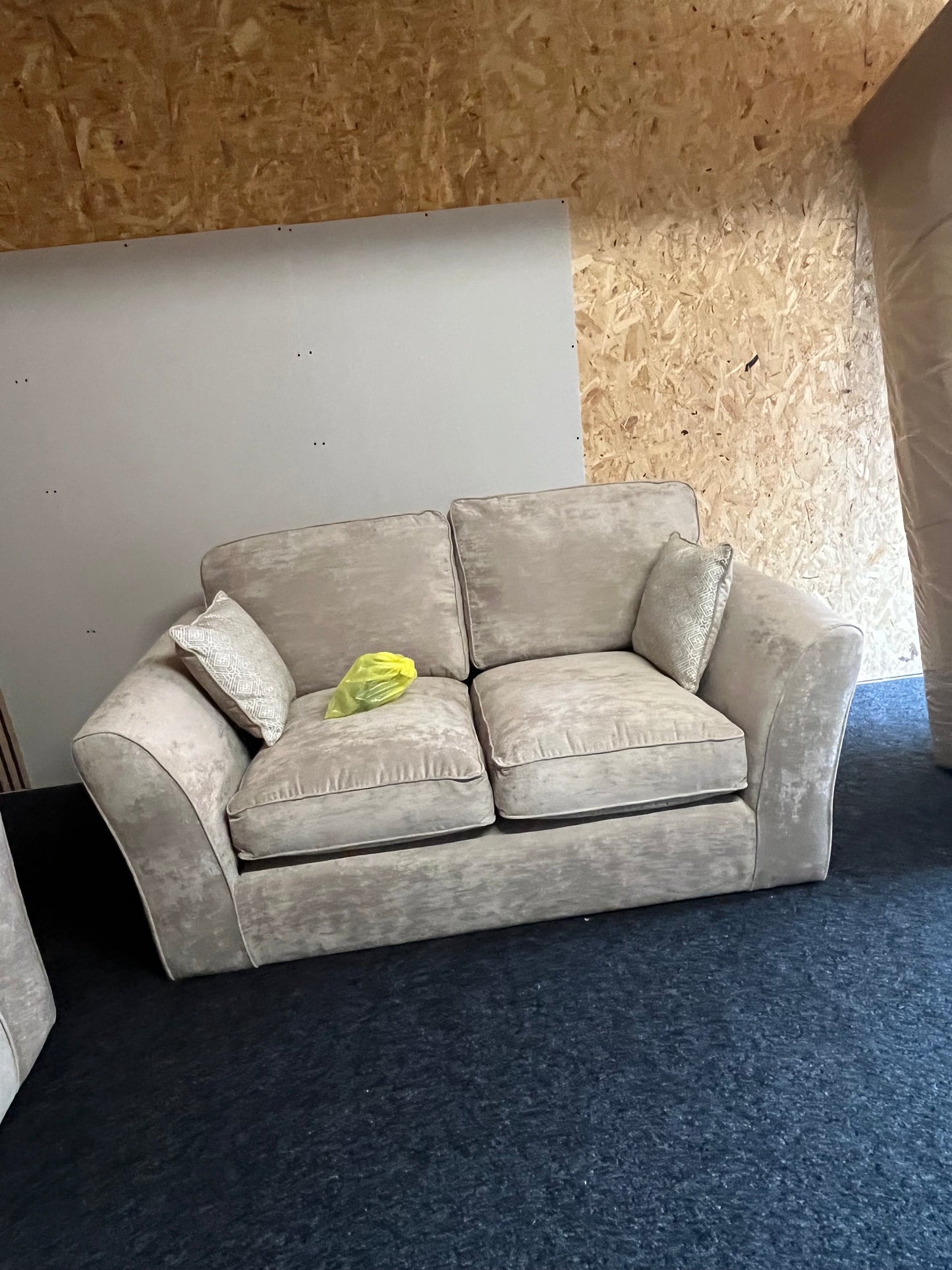 Winchester 3+2 Sofa Set